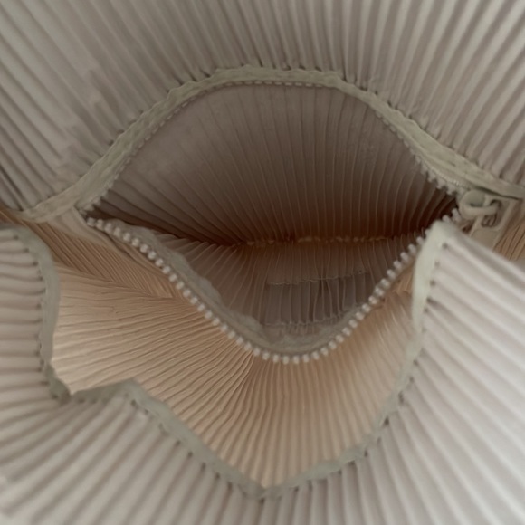 Mango Pleated Tote - Picture 9 of 9